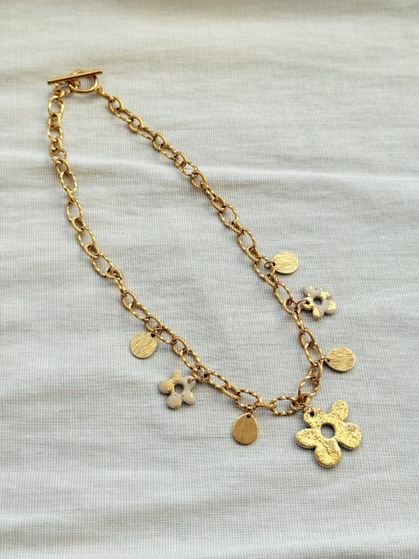 Collier breloques SOLÉNA - Full feuilles d'or – Image 3