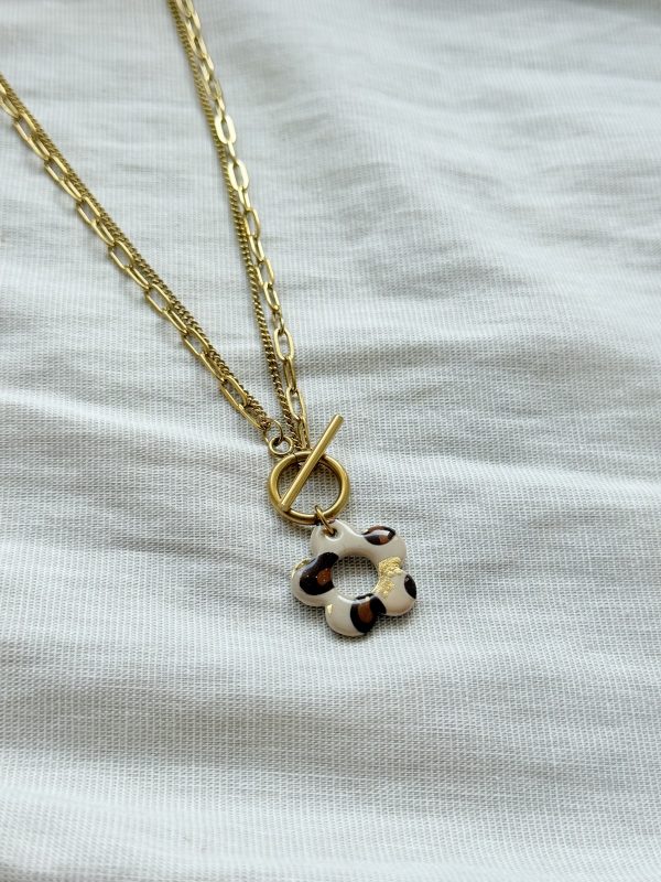 Collier pendentif YUNA - Léopard feuilles d'or – Image 2