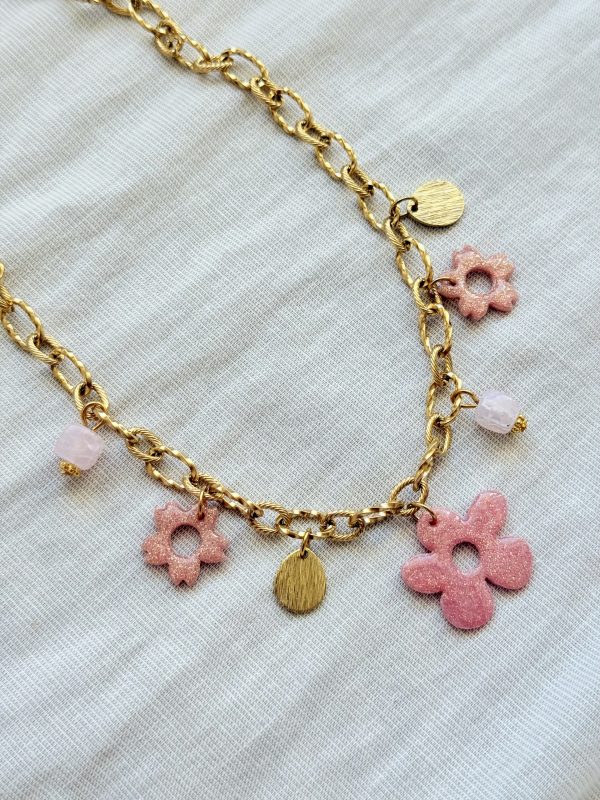 Collier breloques SOLENA - Rose paillette – Image 2