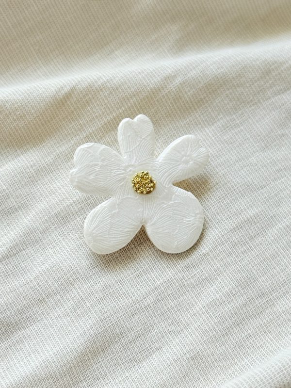 Broche - Blanc nacré relief