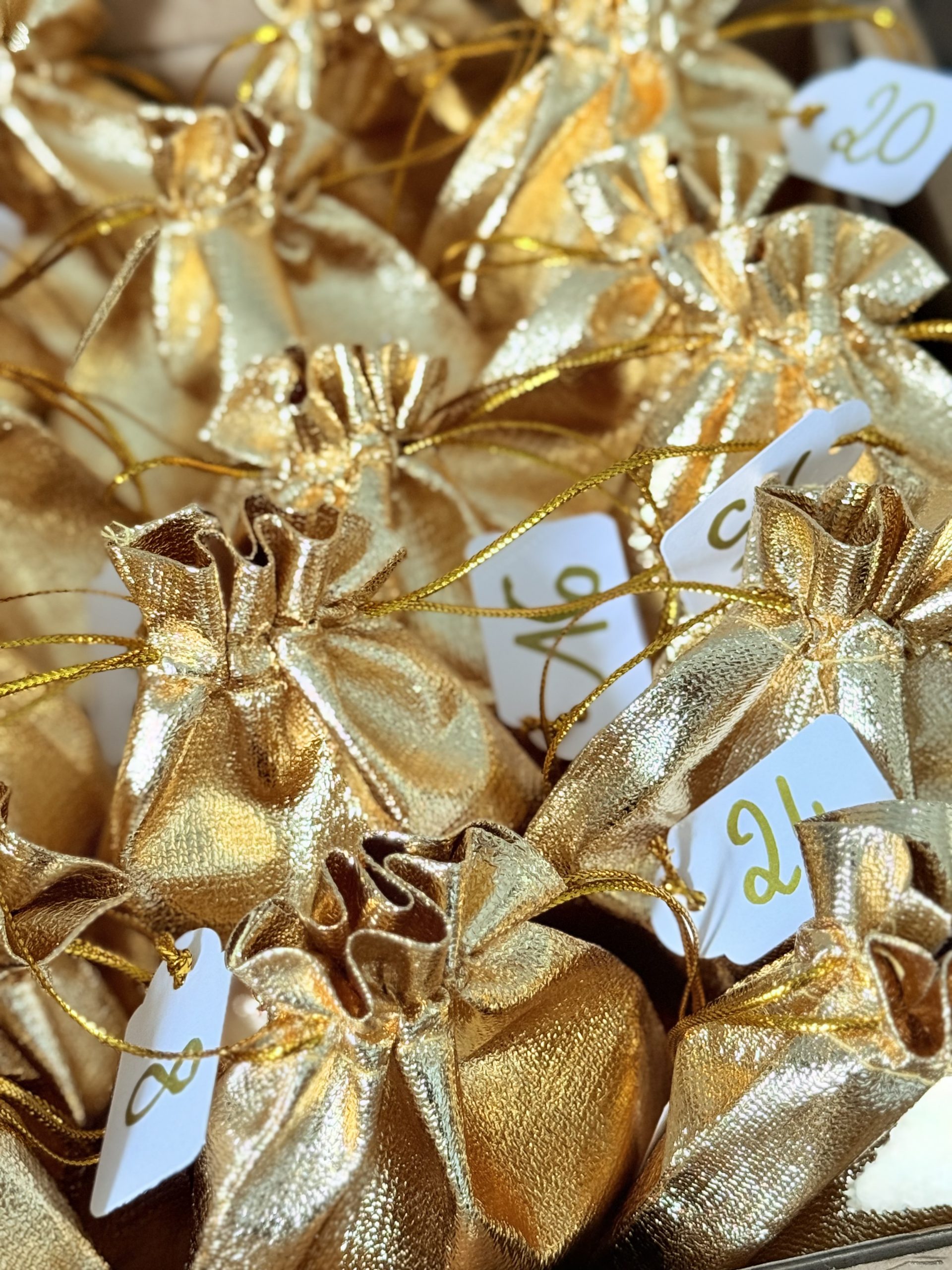 Calendrier de l'avent 24 CASES - Mère Enfant 👩👧 3 Calendrier de l'avent 24 CASES - Mère Enfant 👩👧 – Image 3