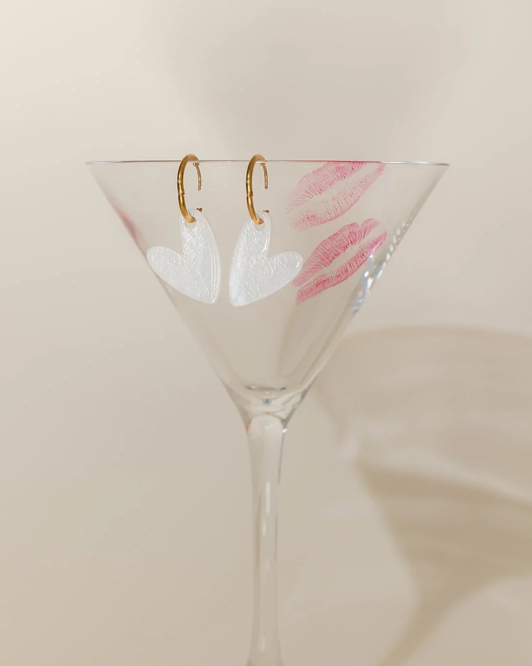 Créoles - VALENTINE - Blanc nacré 1 Créoles - VALENTINE - Blanc nacré